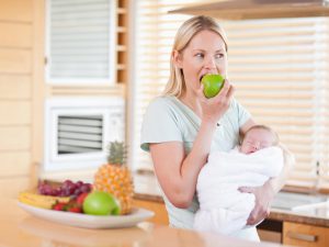اهمیت تغذیه مادر پس از زایمان